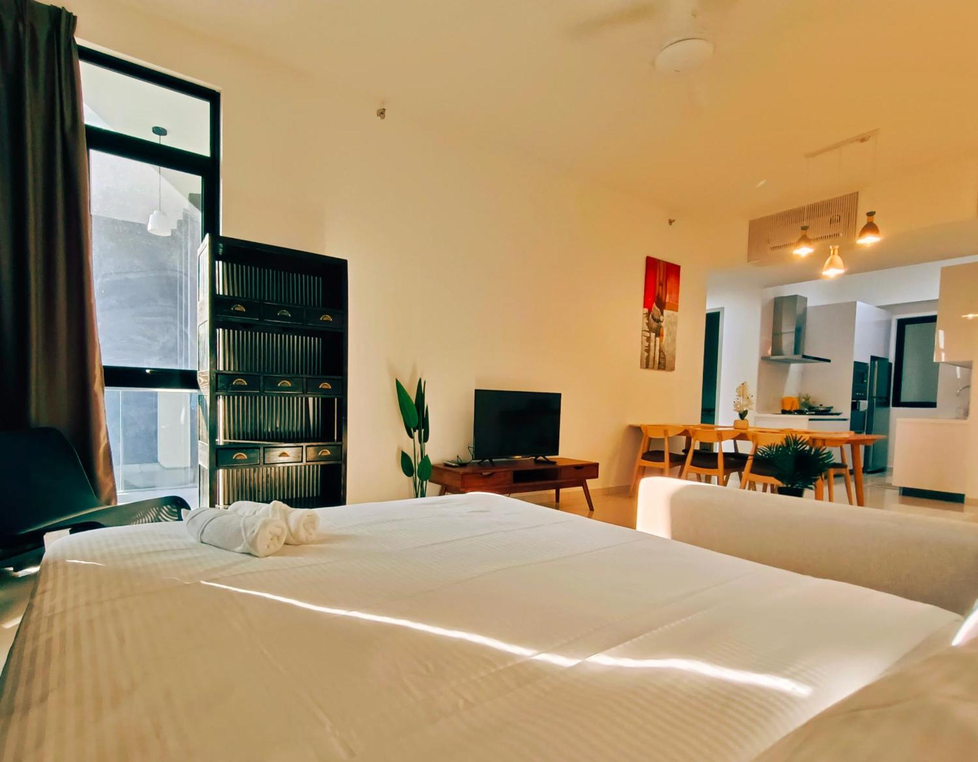 Beacon Executive Suites 2Br At Georgetown By Wl George Town Exterior foto